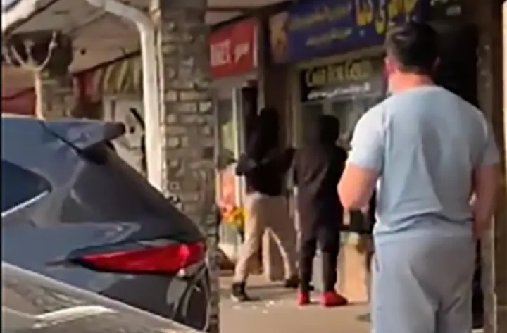 حمله به یک جواهرفروشی ایرانی در روز روشن و در پلازای ایرانیان تورنتو